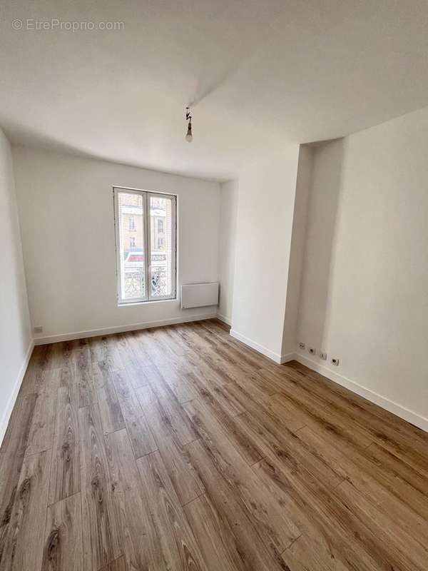 Appartement à CLICHY