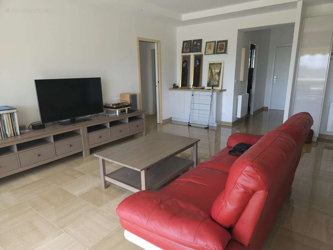 Appartement à VILLENEUVE-LOUBET