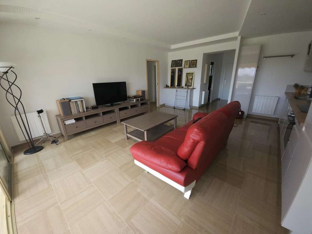 Appartement à VILLENEUVE-LOUBET