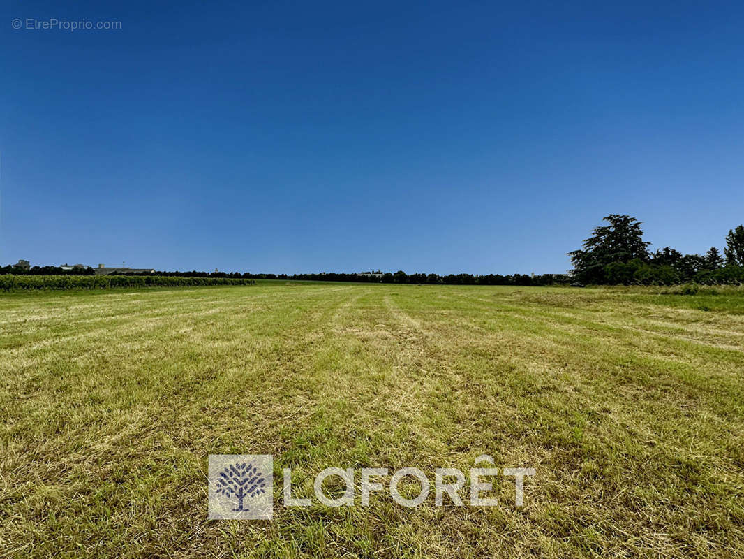 Terrain à GEMOZAC