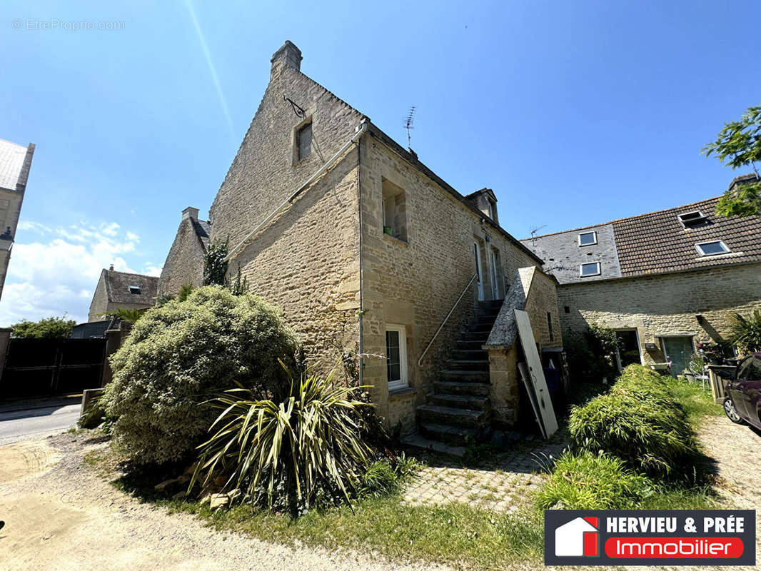 Appartement à LUC-SUR-MER