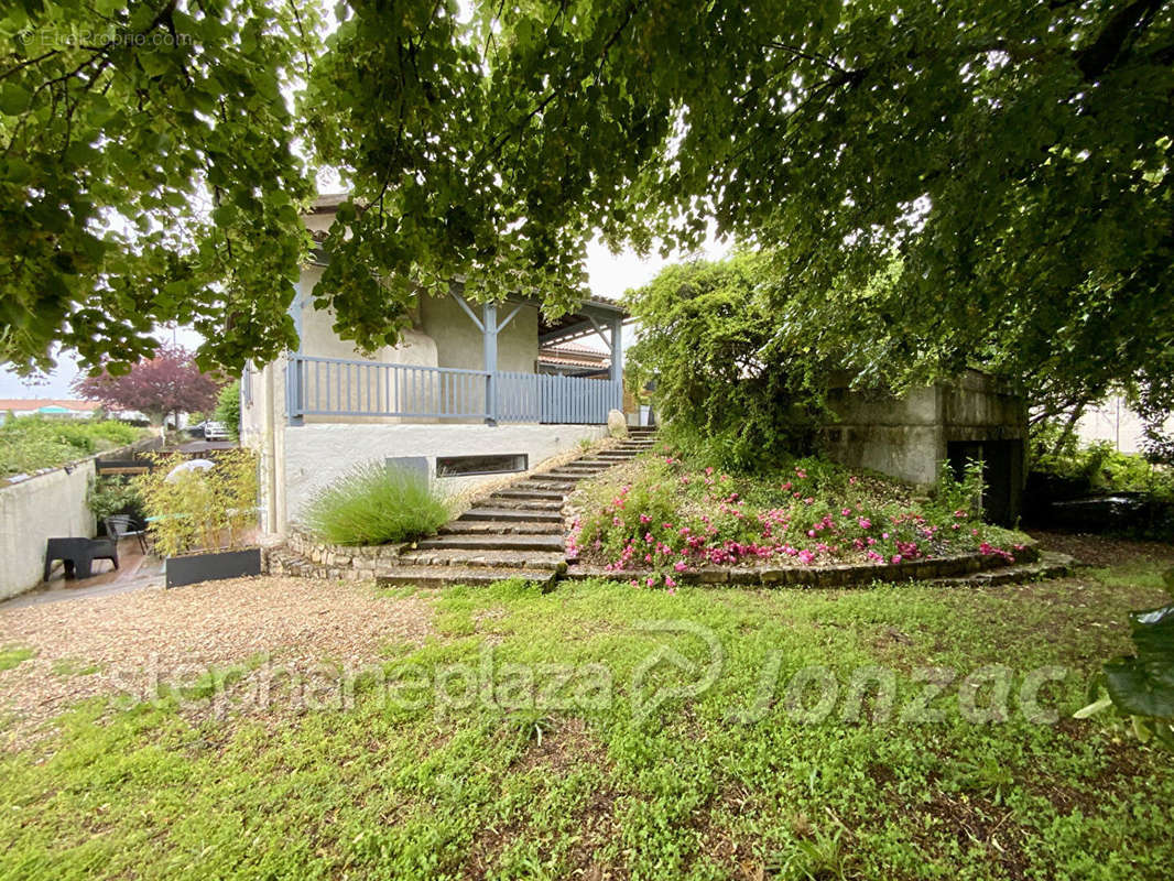 Appartement à JONZAC