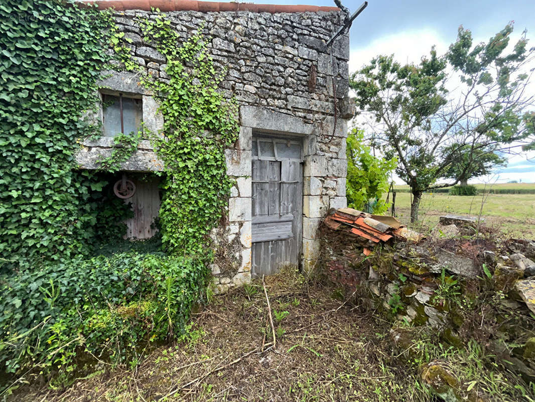 Maison à THAIMS