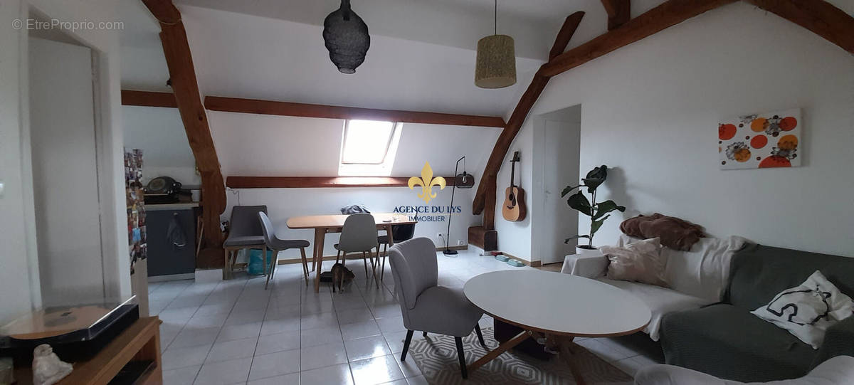 Appartement à PRECY-SUR-OISE