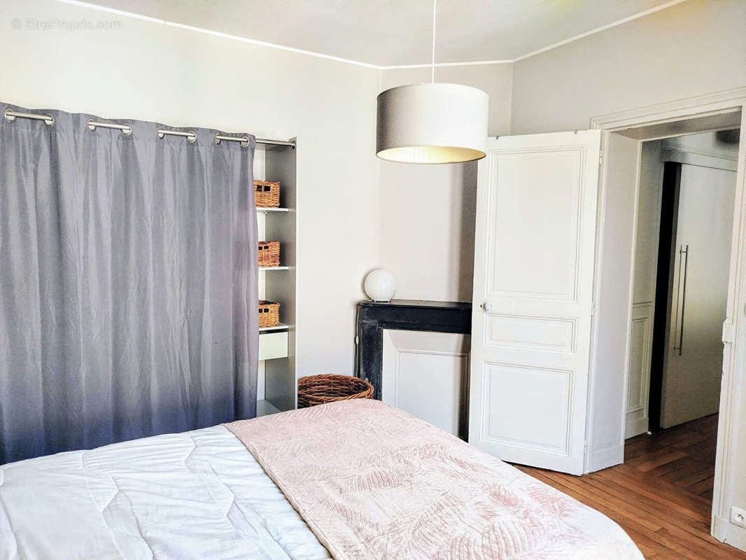 Appartement à LEVALLOIS-PERRET