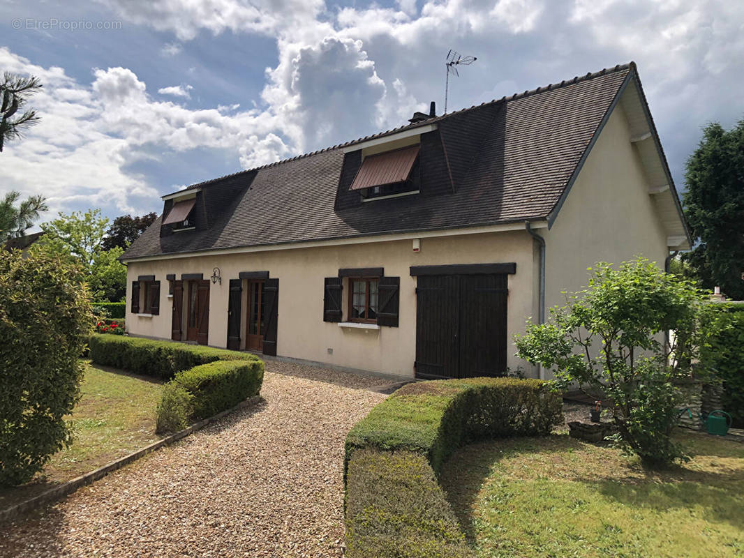 Maison à SAINT-MARTIN-LA-GARENNE