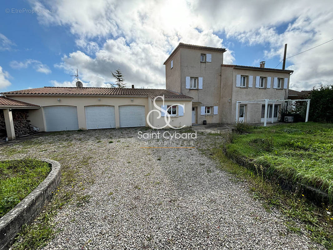 Maison à SAINT-SATURNIN