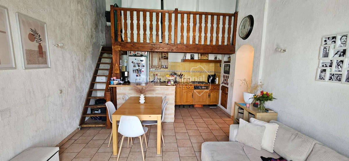 Appartement à LES PENNES-MIRABEAU