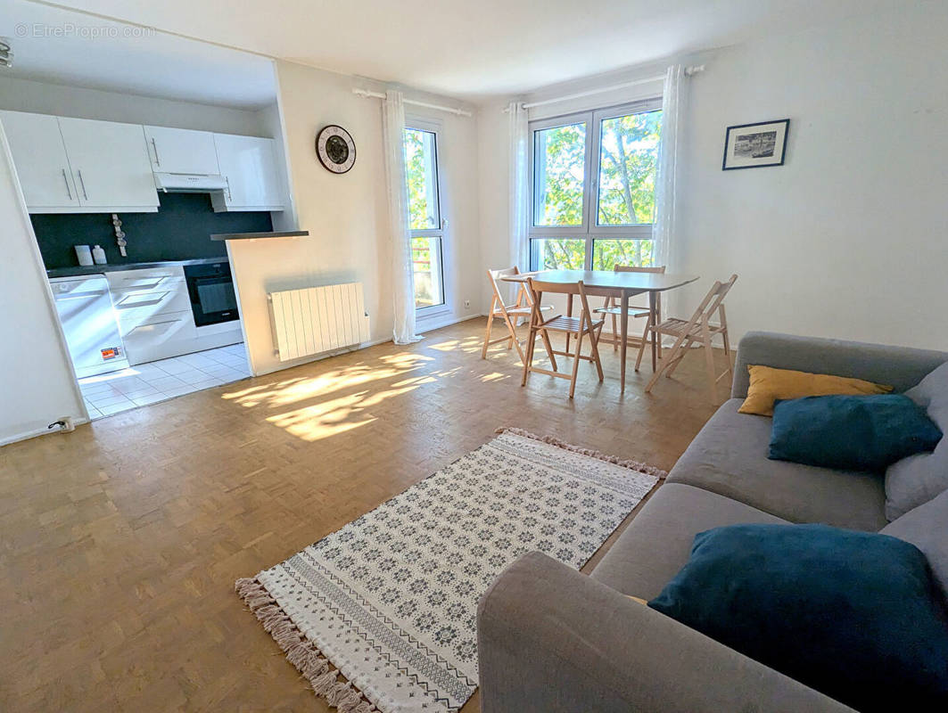 Appartement à MONTIGNY-LE-BRETONNEUX