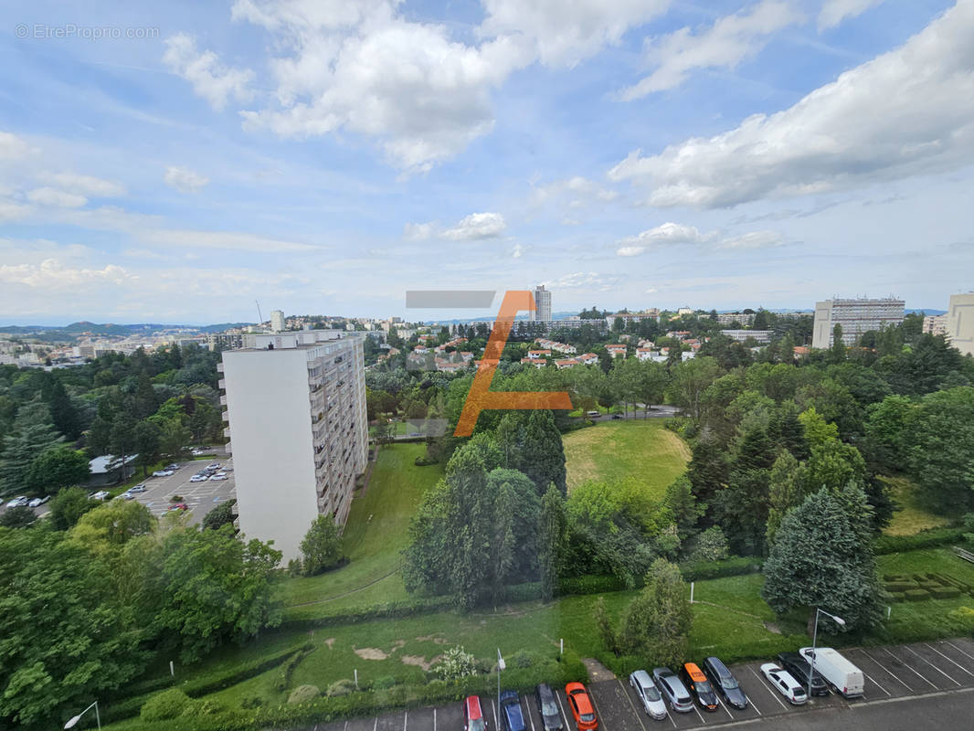 Appartement à SAINT-ETIENNE