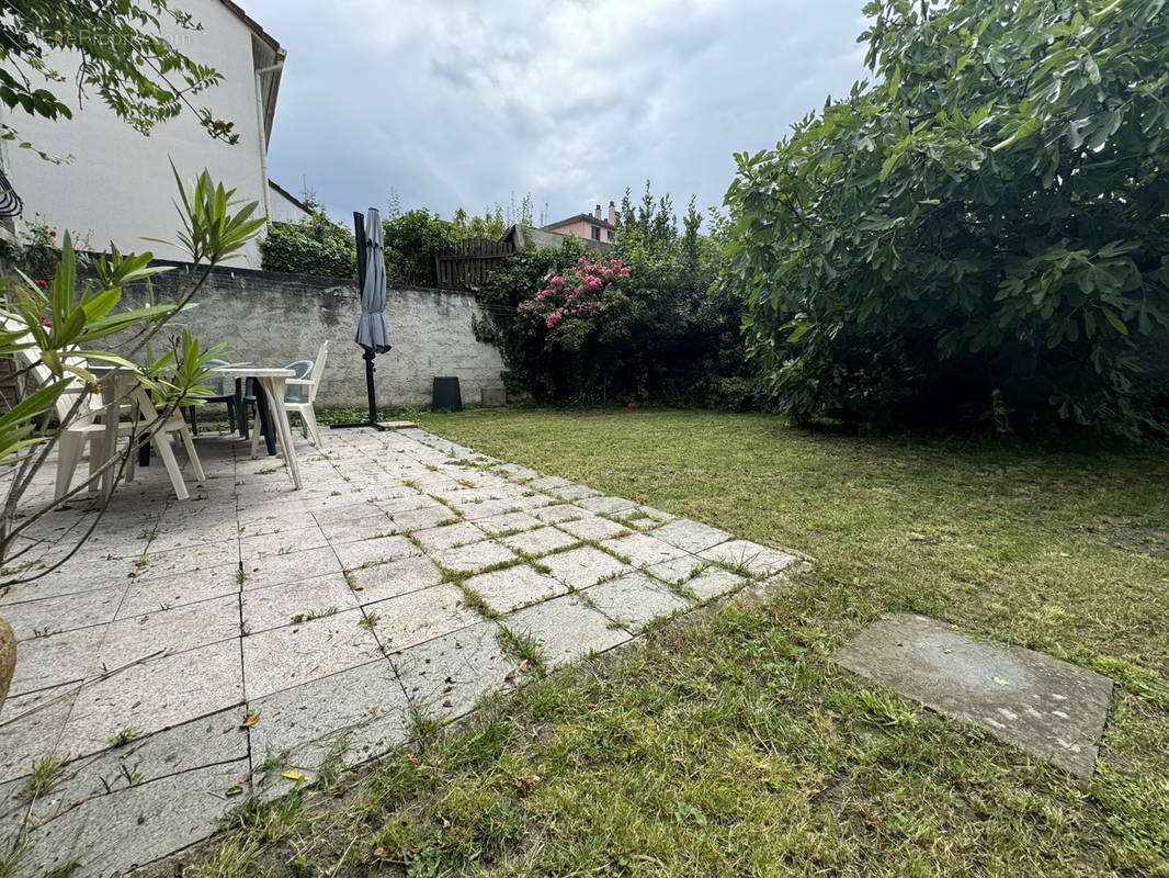 Maison à CHELLES