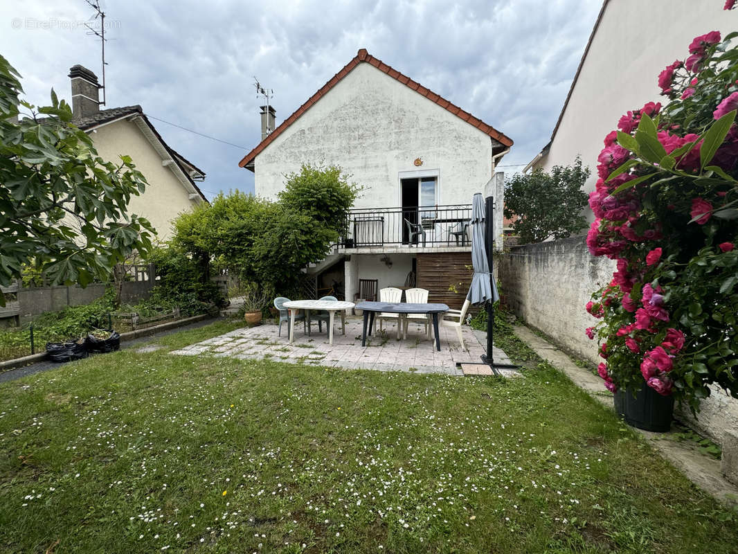 Maison à CHELLES