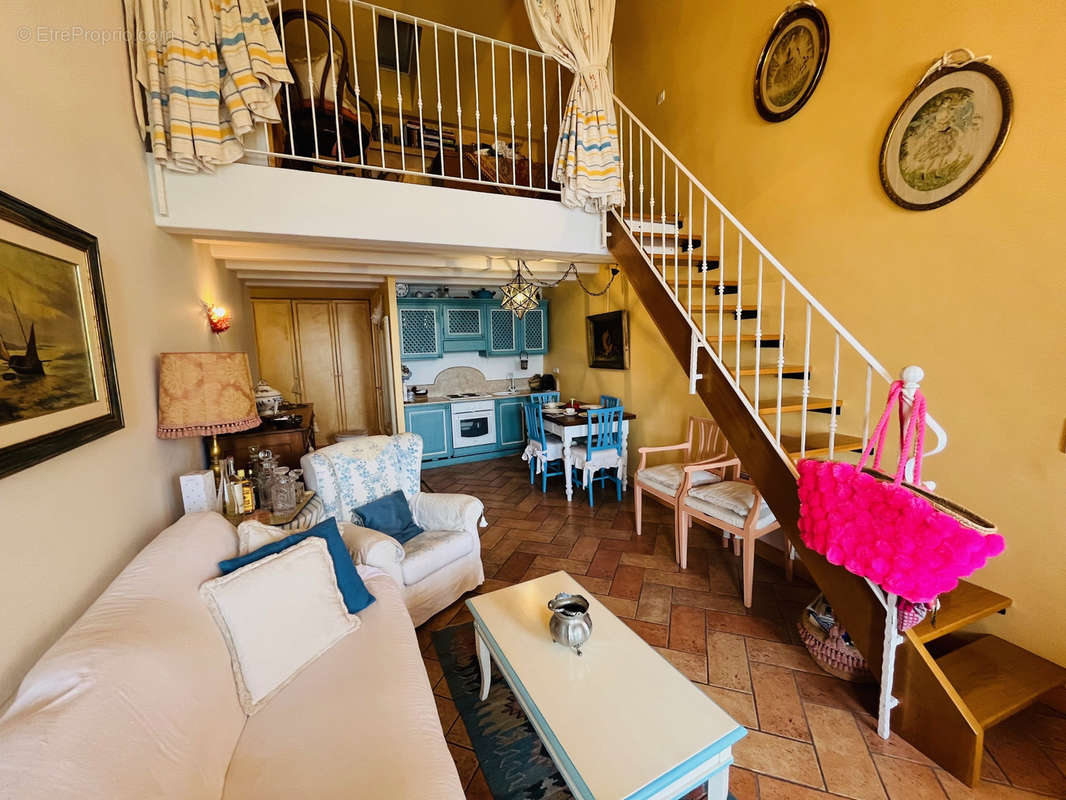 Appartement à VILLEFRANCHE-SUR-MER