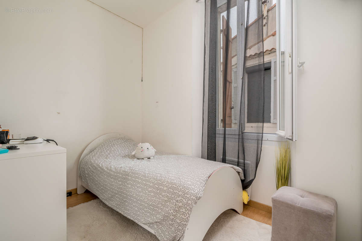 Appartement à MARSEILLE-11E