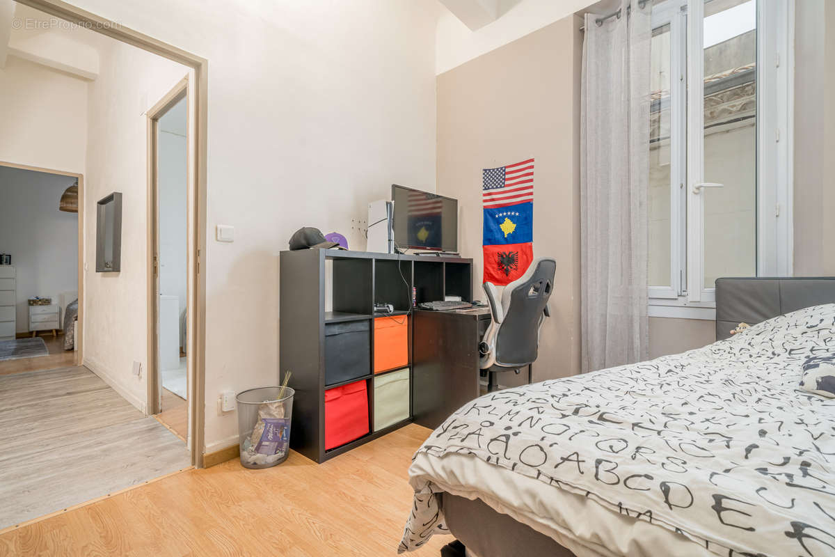 Appartement à MARSEILLE-11E