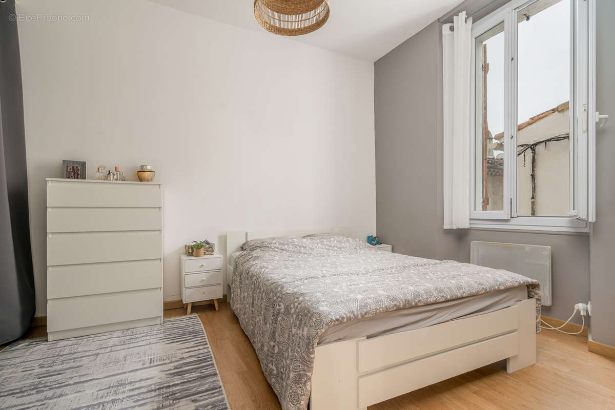 Appartement à MARSEILLE-11E