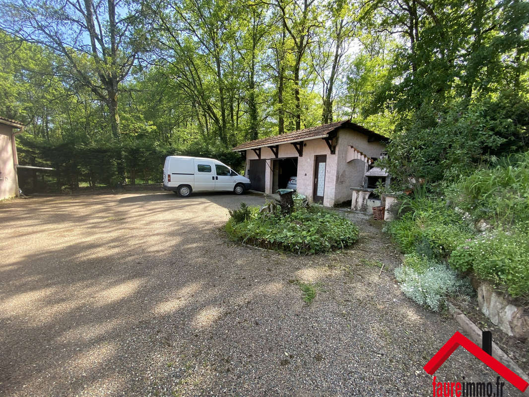 Maison à LE LARDIN-SAINT-LAZARE