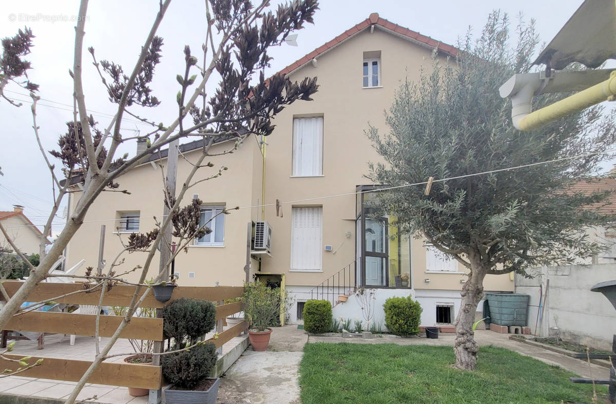 Maison à PIERREFITTE-SUR-SEINE