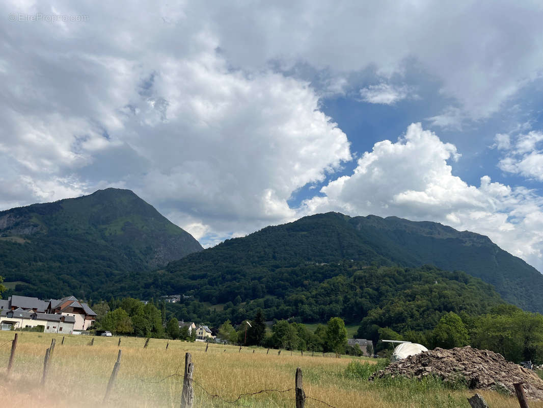 Terrain à LUZ-SAINT-SAUVEUR