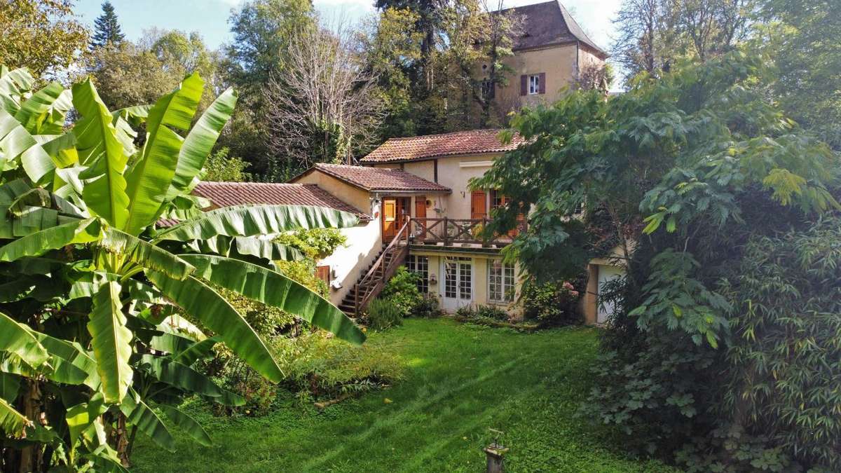 Maison à SAINTE-ALVERE