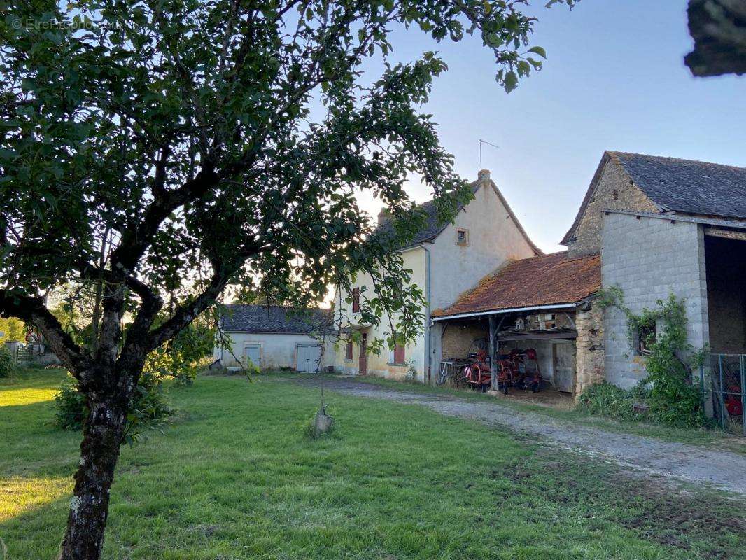 Maison à RIGNAC