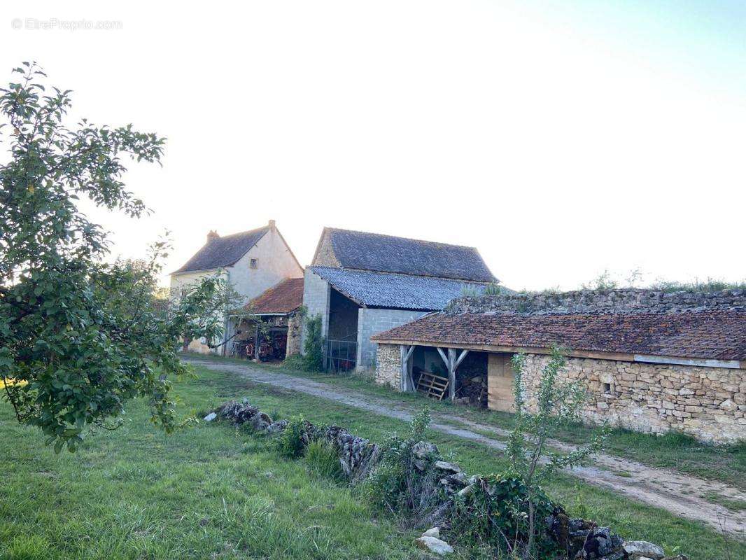 Maison à RIGNAC