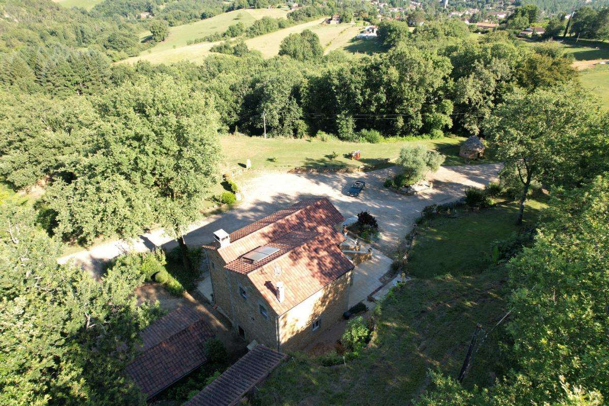 Maison à PUY-L&#039;EVEQUE