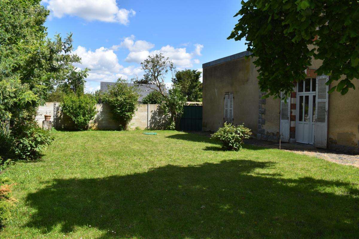 Maison à SABLE-SUR-SARTHE