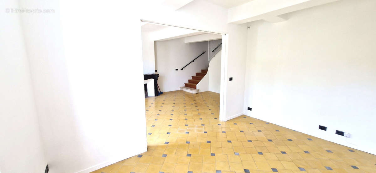 Appartement à DRAGUIGNAN