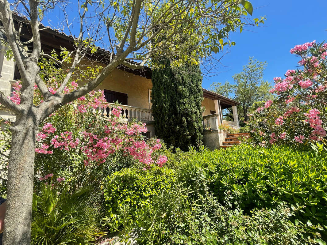 Maison à SAINT-GILLES