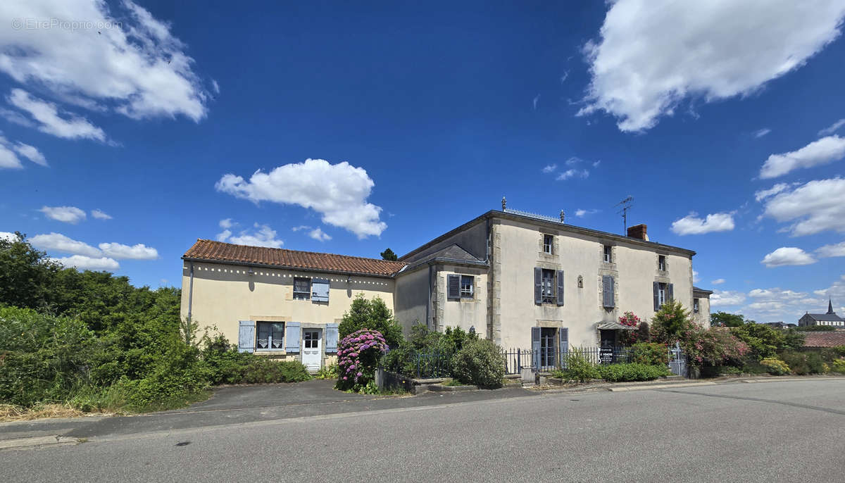 Maison à LA ROCHE-SUR-YON