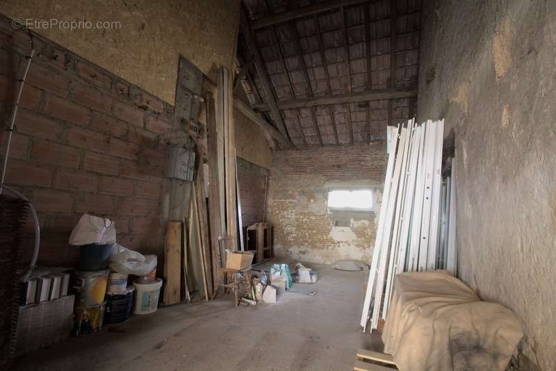 Appartement à ASNANS-BEAUVOISIN