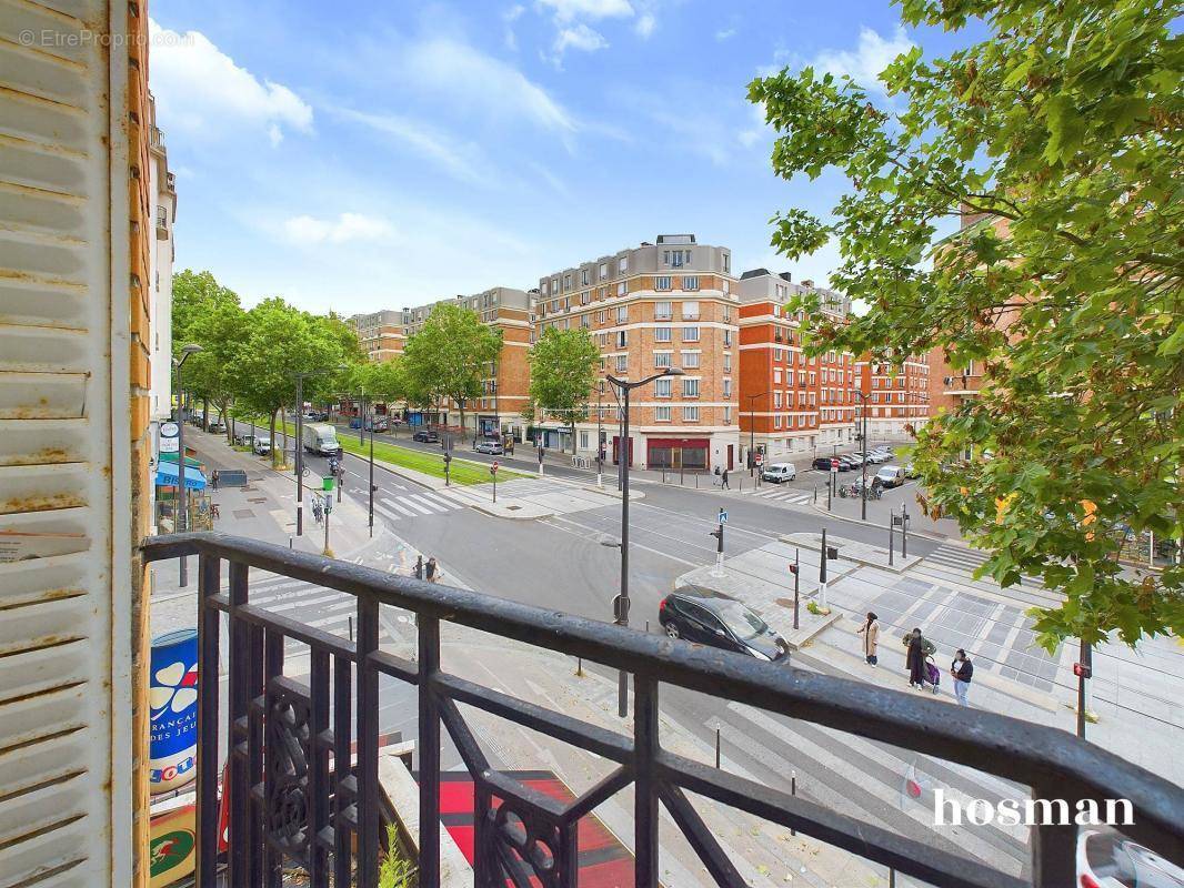 Appartement à PARIS-20E