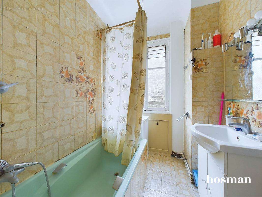 Appartement à PARIS-20E