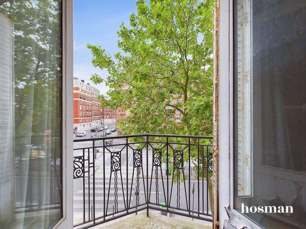 Appartement à PARIS-20E