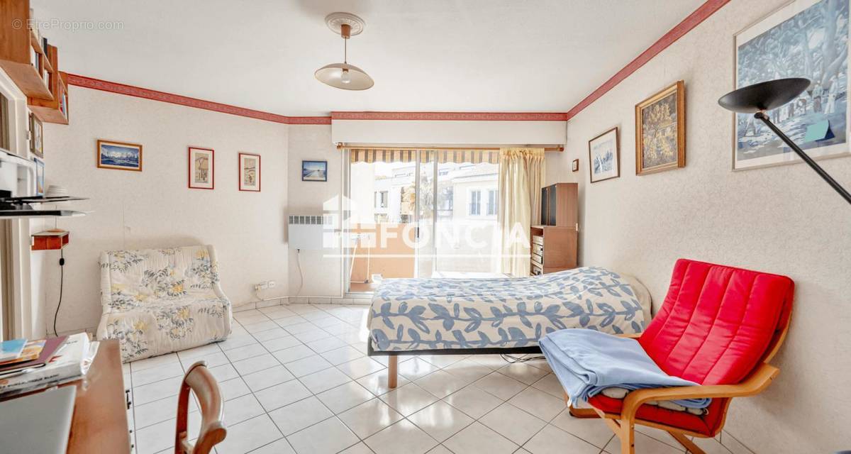 Appartement à HYERES