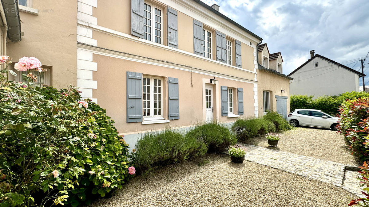 Maison à NANTEUIL-LES-MEAUX