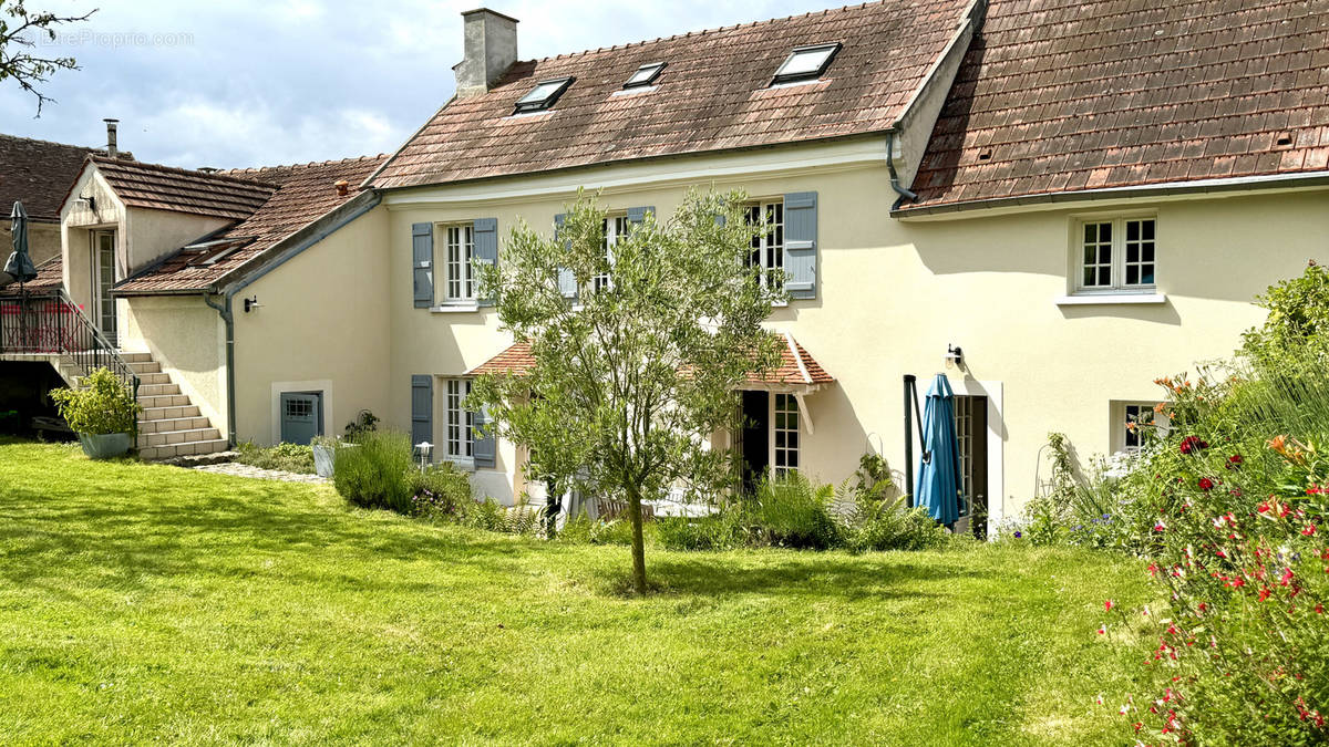 Maison à NANTEUIL-LES-MEAUX