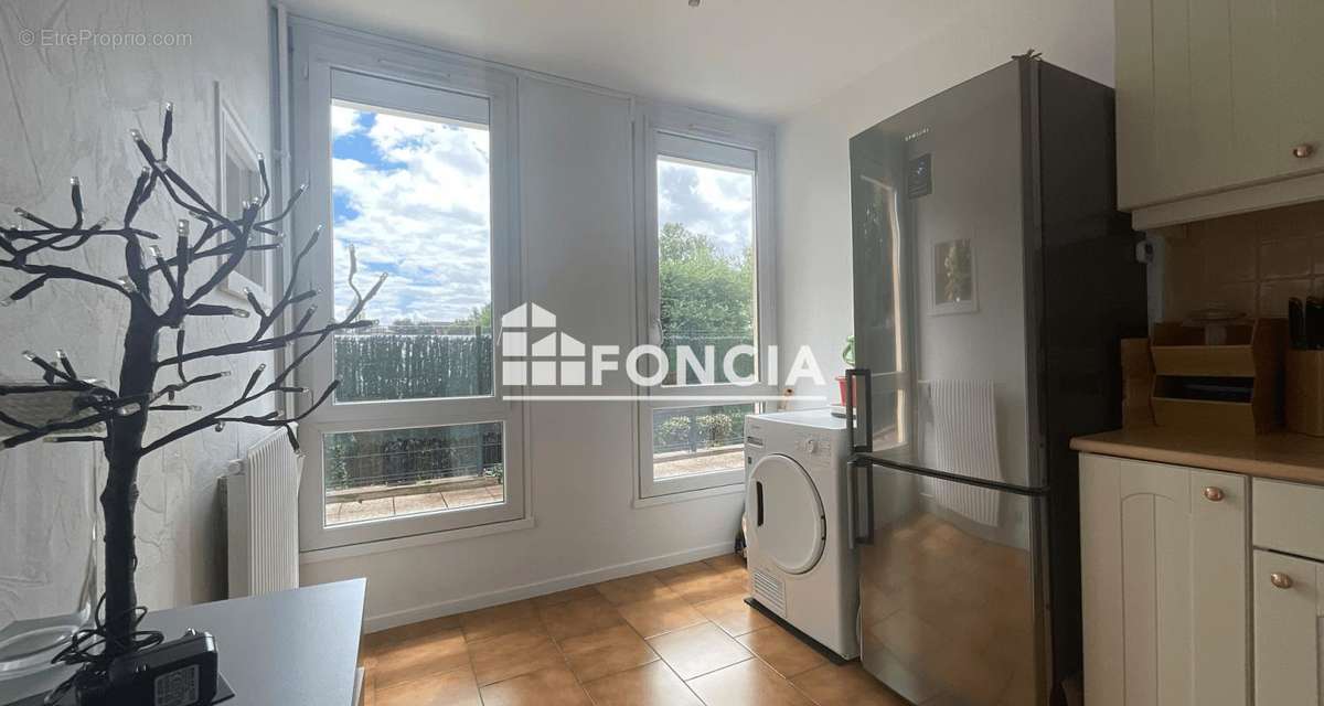 Appartement à CORBEIL-ESSONNES