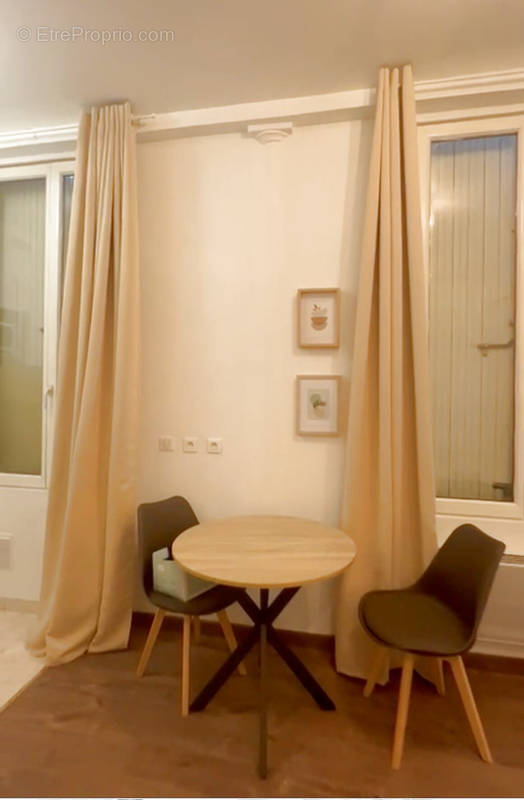 Appartement à PARIS-18E