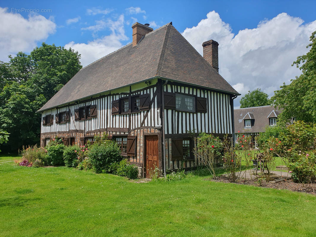 Maison à CORMEILLES