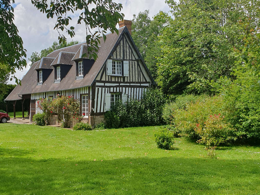 Maison à CORMEILLES