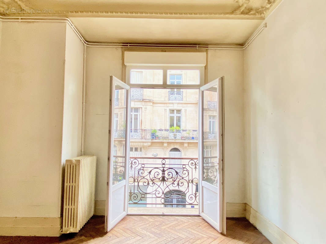 Appartement à BORDEAUX