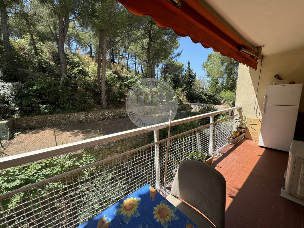 Appartement à MARSEILLE-9E