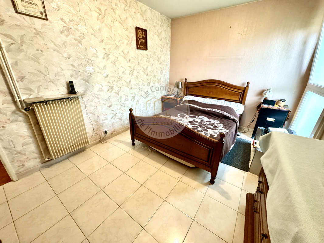 Appartement à MARSEILLE-9E