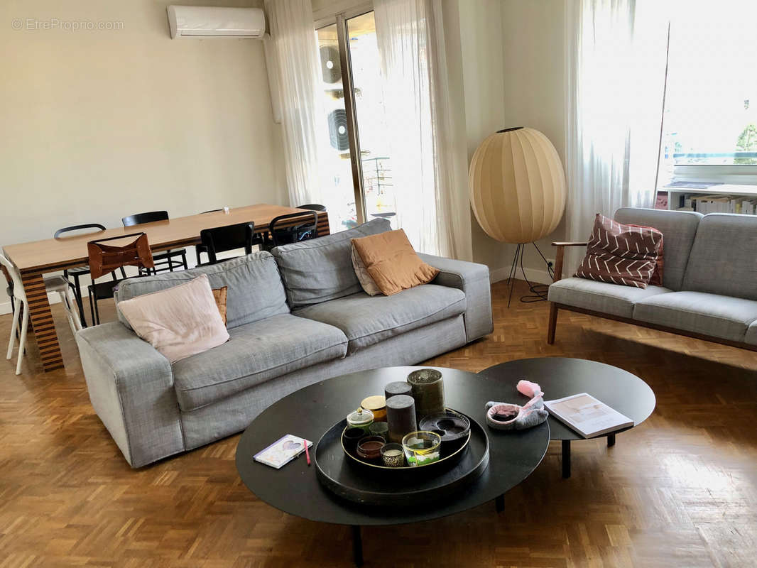 Appartement à MARSEILLE-8E