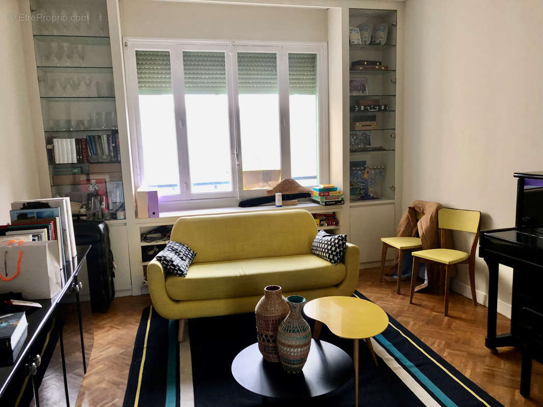 Appartement à MARSEILLE-8E