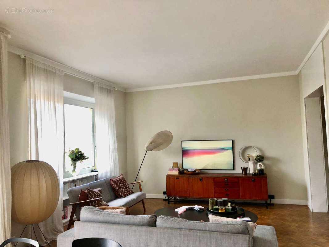 Appartement à MARSEILLE-8E