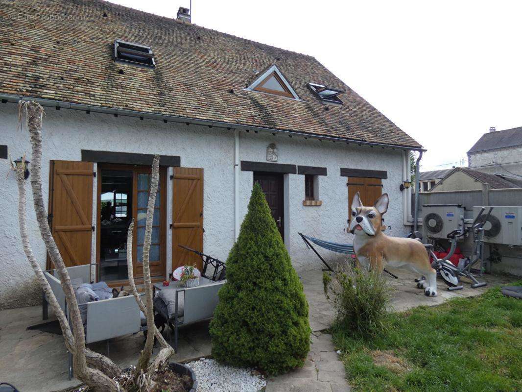 Maison à EZY-SUR-EURE