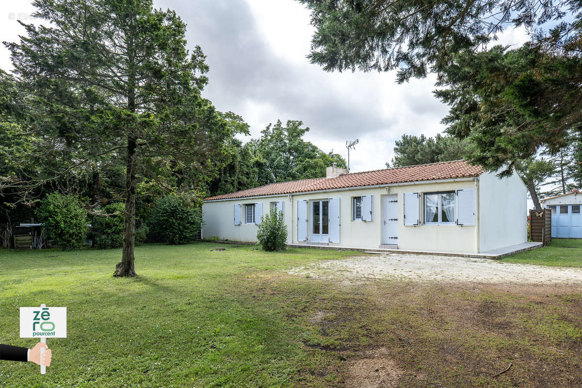 Maison à LONGEVILLE-SUR-MER